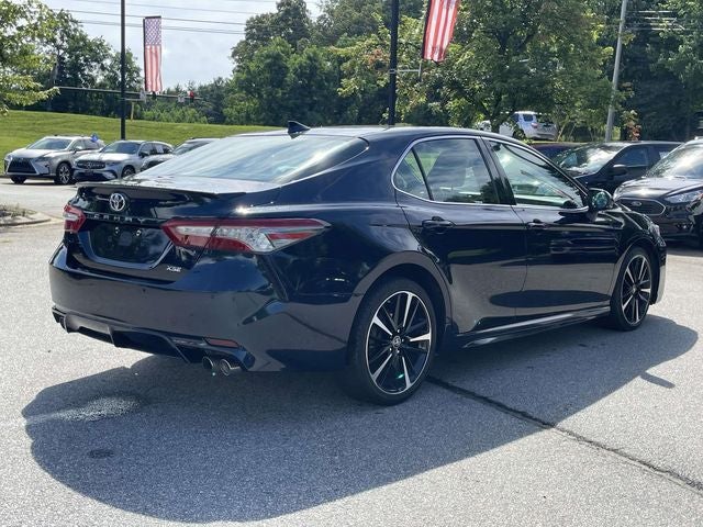 2018 Toyota Camry — detail view