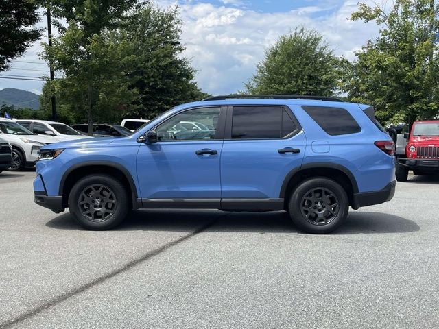 2024 Honda Pilot — side profile view